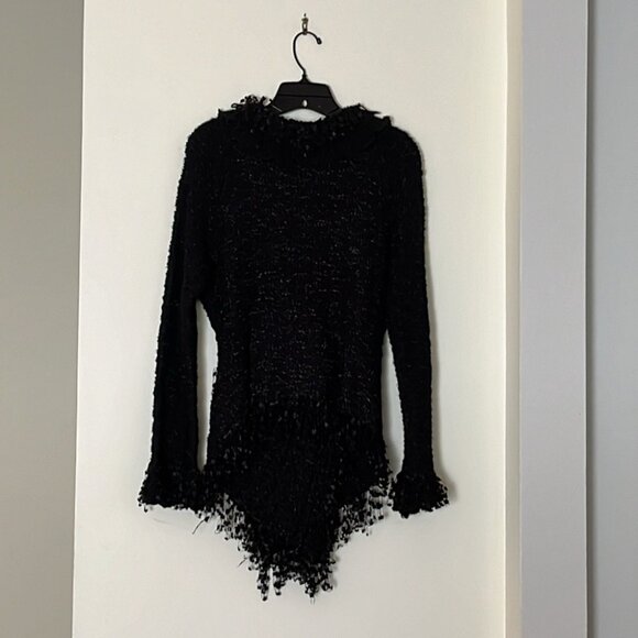 🖤✨ Vintage Lisa International Black Textured Knit Sweater with Ruffled Collar - Picture 2 of 12